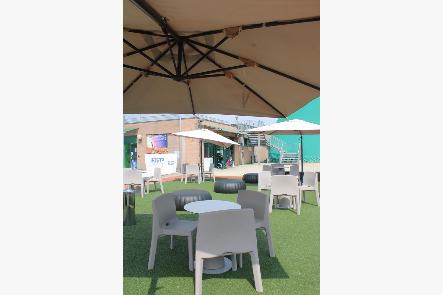 Padel Rivoli Torino Foto struttura 3_hor.JPG